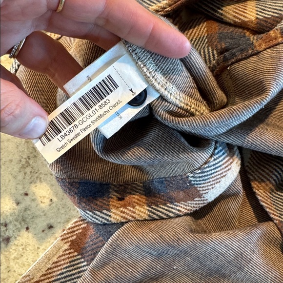 🤎 Quince Stretch Sweater Fleece Shirt | Mocha Check | Like New - Picture 10 of 11